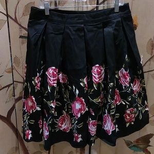 Skirt  Size 2XL waist 34 inch length 25 inch K4